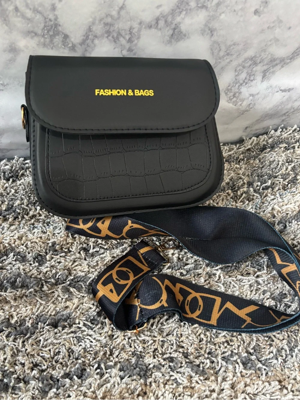 Black Crossbody with Croc-Detail and Printed Strap